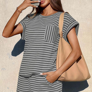 Ensemble décontracté 2 pièces pour femme : T-shirt et short en coton – Nouvelle collection tendance - Product Image 4