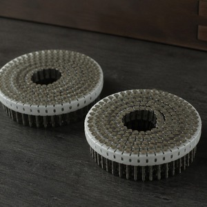 [YOU-ONE Sistemas de Fijación] Mini Clavos para OMER CN21.32 1.8mm 16 a 32mm, Mini Clavos en Bobina para Láminas de Plástico, Enrollados en Cinta - Product Image 1