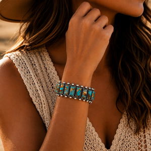 Bracciale a Polsino in Turchese Stile Navajo, Gioiello Occidentale, Bracciale Vistoso per Ogni Giorno, Blu Cavallo - Product Image 2