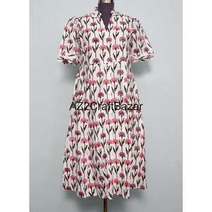 Robe midi à imprimé floral 100 % coton pour femme, très vendue, écologique, lavable, respirante, col en V, coupe trapèze, idéale pour le bureau - Product Image 1