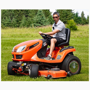 Tondeuse à gazon Kubota, équipement compact de coupe de gazon pour usage domestique et jardin. - Product Image 1