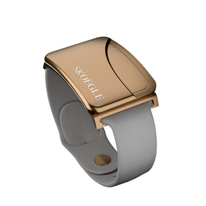 Pulsera Inteligente con Rastreador GPS SKOEGLE, Botón SOS para Niños y Ancianos, Batería Recargable, Rastreo en Tiempo Real, Navegación GPS 5G/Wi-Fi - Product Image 5