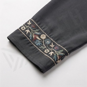 2025 OEM Kimono Abaya pour femmes musulmanes, en tissu polyester épais, doux et très extensible, col en V, manches longues, pour fêtes, Ramadan, mariages - Product Image 5