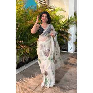 Elegante Sari Estampado de Georgette, Suave y Duradero para Todas las Temporadas, Ropa Tradicional India con Opciones - Product Image 1