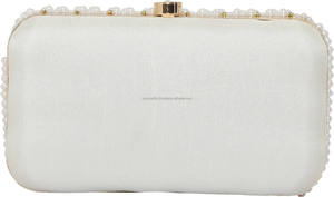 White Pearl Pochette de mariée Sac à main perlé fait à la main pour les événements de fête et les sacs cadeaux Sacs à main Fournisseur en gros en ligne - Product Image 4
