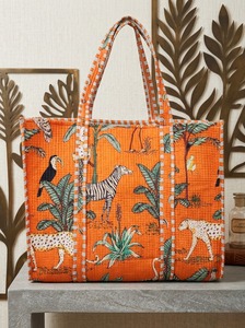 Sacs Kantha matelassés |   Sac fourre-tout en coton fait main par un artisan, style bohème, patchwork, sac à bandoulière, durable et écologique - Product Image 5