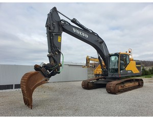 Excavadora de cadenas Volvo EC250EL con motor de alta potencia, componentes HYDAC y capacidad de cazo de 4m. - Product Image 6
