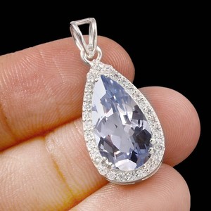 Pendentif en saphir bleu clair en forme de poire, charme en argent sterling 925 plaqué or 14 carats, bijoux de fiançailles faits à la main, cadeau - Product Image 3