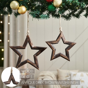Adornos colgantes de estrellas de madera rústica con centros huecos y lazos de cuerda para decoración navideña y del hogar. - Product Image 4