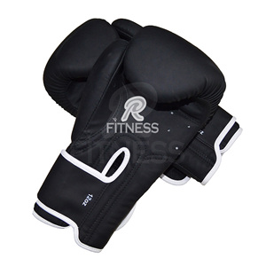Gants de boxe de combat en cuir Premium RC Fitness Wear avec rembourrage en mousse multicouche, fermeture auto-agrippante réglable, fabricant OEM ODM - Product Image 2