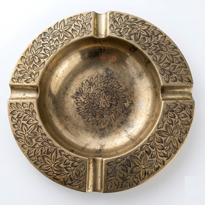 Cendrier carré décoratif en laiton indien antique, plateaux à cendres métalliques, fournisseur en gros, cendrier à cigarettes en métal gravé fait main - Product Image 6