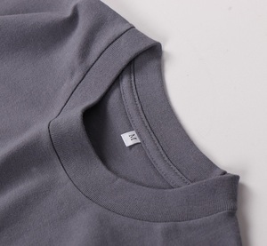 เสื้อยืดเจอร์ซีย์ผู้ชายแบบขายส่ง ปรับแต่งได้ พิมพ์ลายพัฟ ลายเรียบ แขนสั้น ทรงปกติ ระบายอากาศได้ดี เป็นมิตรกับสิ่งแวดล้อม - Product Image 2