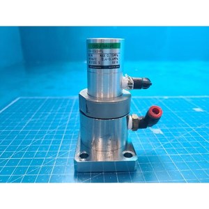 Vanne à soufflet pneumatique CKD VYX-D022-FL, utilisée comme pièce détachée pour équipement semi-conducteur Legacy - Product Image 4
