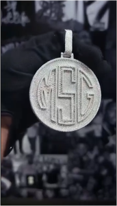 Collier personnalisé avec nom en plaque ronde en Moissanite VVS D, design personnalisé, style Hip Hop Iced Out, en Argent Sterling 925, Fabrication de bijoux - Product Image 4