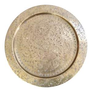 Plateau de service rond décoratif en laiton, idéal pour les temples, les salles de méditation et les environnements spirituels - Product Image 4