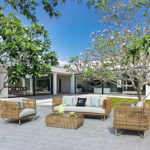 Sofá contemporáneo de ratán para exteriores de una plaza con cojín impermeable para jardín o patio. - Product Image 1
