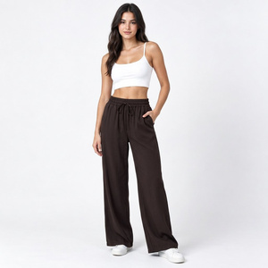 Pantalones Deportivos Personalizados para Mujer, de Algodón Grueso, Pierna Ancha, con Detalle de Pedrería, Cintura Elástica e Interior Suave - Product Image 3