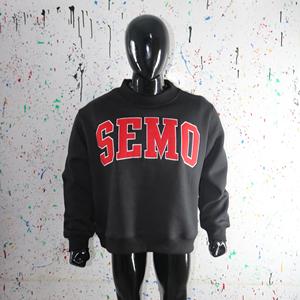 เสื้อสเวตเชิ้ตคอเต่า SEMO BLACK สีแดง 100% ปักลายด้วยด้ายละเอียด คอเสื้อกว้าง - Product Image 2