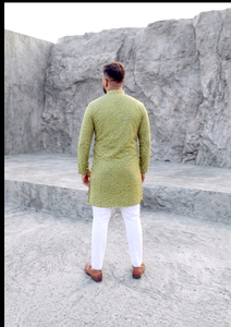 Kurta de Algodón con Estampado de Chevron Verde para Hombre, Corte Regular, Largo hasta el Tobillo, Estilo Tradicional Informal de India y Pakistán - Product Image 4