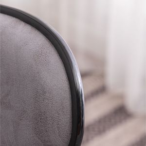 Masaccio Set di 2 tappezzeria grigio stagionato ponte aereo regolabile girevole sgabello con Base cromata - Product Image 6