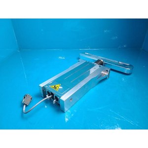 Vanne d'angle miniature série VAT 04112 04112-BA24-AAG4, utilisée telle qu'elle est, pièces d'équipement semi-conducteur d'occasion - Product Image 2