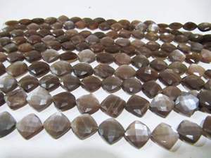 Cadena de cuentas de piedra lunar natural color chocolate, forma de cojín, corte briolette facetado, 8 pulgadas - Product Image 4