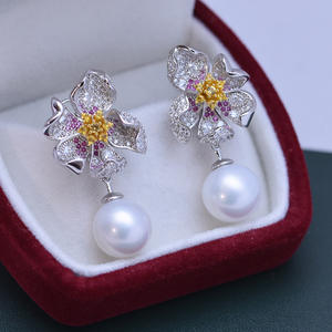 Pendientes Largos de Plata de Ley S925 para Mujer, Estilo Circular, con Perlas de Agua Dulce Blancas Redondas de 11-12 mm, Diseño Elegante con Luz Intensa - Product Image 2