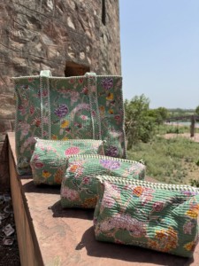 Sac fourre-tout bohème en velours matelassé, couleur unie, grande capacité, ouverture par le haut, fermeture éclair, doublure en coton, pour l'été et la plage, pour femme - Product Image 4
