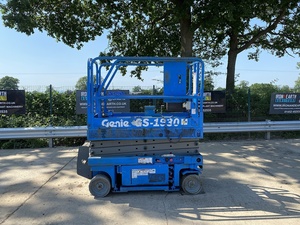 Wholesale New Genie GS-1930 Mobile Pneumatic Scissor Lift 19ft Aerial <b>Work</b> <b>Platform</b> Diesel-Powered <b>Aluminium</b> 1000kg Capacity - Product Image 5