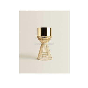 Elegante Macetero Metálico con Soporte para Área de Recepción de Oficina, Presentación Botánica Interior - Product Image 6