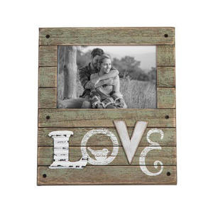 Cadre photo en bois artisanal traditionnel avec finition lisse pour un style intérieur élégant - Product Image 2