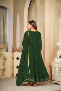 Costume Anarkali de luxe pour femmes, vert, manches 3/4, en Santoon, semi-couture, extensible, séchage rapide, pour fêtes et mariages - Product Image 4