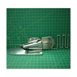 Pièces de machine à coudre industrielle S124-A 13/16" : Pince de reliure et de pliage fabriquées à Taïwan en fer, plastique, acier et alliage d'aluminium durables - Product Image 1