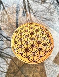 Posavasos de Madera Ecológico, Reutilizable y Resistente al Calor para Hogar Moderno, Cafetería o Bar, Disponible a un Precio Razonable - Product Image 1