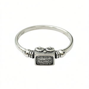 Bague en citrine 1,8 grammes, accessoire de bijouterie élégant - Product Image 2