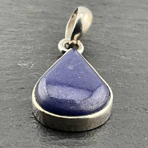 Collier pendentif vintage en argent sterling avec lapis-lazuli en forme de goutte, fait main, bijou en pierre précieuse bleue, cadeau élégant pour femme - Product Image 4