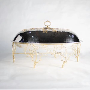 Casserole de conception classique de haute qualité avec finition colorée en métal pour servir à la maison, stocker les aliments, faire mijoter, utilisation polyvalente - Product Image 4