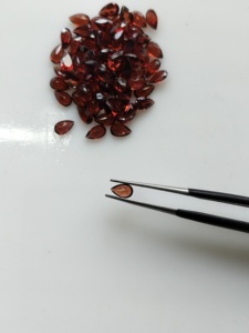 Cuarzo Rosa Natural, Corte Pera de 5x3MM, Gema Suelta de la Mejor Calidad para Joyería - Product Image 2