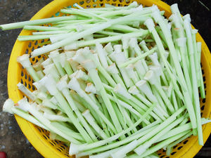 Vietnamese Sweet and Sour <b>Pickled</b> Bulrush Stem in Glass <b>Jar</b> Traditional Ready to Eat Mekong Delta Preserved Vegetable - Product Image 5
