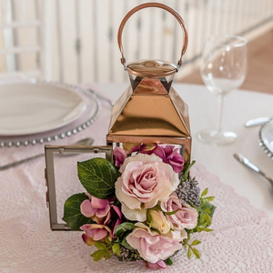 Farol de Metal Dorado con Flores, Portavelas de Vidrio Hecho a Mano, Portátil, Decorativo, para Decoración del Hogar y Bodas - Product Image 3