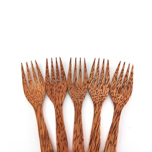 Coconut Wood Eco-Friendly Cutlery Tableware Set for Restaurants Travel Use Complete Kit From Vietnam Factory Wholesale Export - Product Image 5