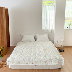 Edredón Acolchado Relleno de Fibra de Maíz Coreano, Diseño Floral de Verano, Juego de Ropa de Cama Suave y Acogedor con Volantes para el Hogar, 180x220cm - Product Image 3