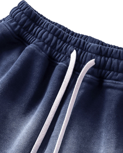 Shorts décontractés pour hommes en gros OEM, style vintage délavé au soleil, en polyester/coton épais, personnalisables avec impression sérigraphiée - Product Image 5