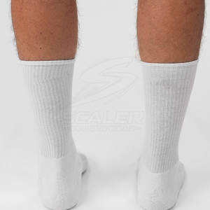 Nuevos Calcetines Deportivos Cómodos, Transpirables y Absorbentes de Sudor con Ajuste Elástico para Entrenamiento Atlético, Ejercicio y Uso Diario - Product Image 3