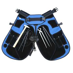 Delantal de Herrador de Grado Industrial con Extractor de Clavos, Negro, Tipo Cocodrilo, para Estabilidad y Seguridad del Calzado y Herramienta para Quitar Calzado - Product Image 1