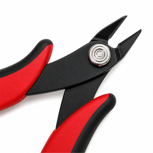 Pince coupante diagonale de précision rouge et noire en acier inoxydable pour la pose de bijoux, le bricolage et la réparation artisanale - Product Image 2