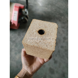 Uso de bloques de astillas de madera para tableros de partículas huecos de pie de palé de madera comprimidos, muchos tamaños hechos en Vietnam - Product Image 2
