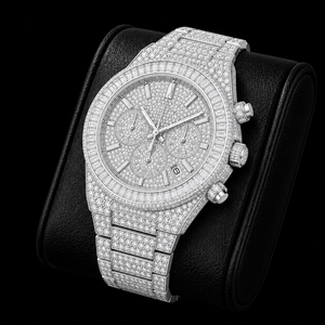 Reloj de Hombre en Tono Plateado con Incrustaciones de Piedras Brillantes, Esfera con Tres Subesferas, Visualización de Fecha, Reloj de Lujo para Fiestas - Product Image 1