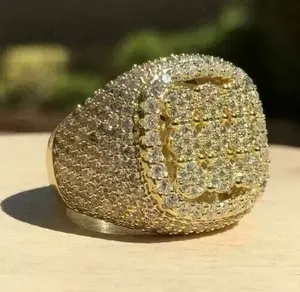 Bague de fiançailles pour homme en moissanite véritable taille ronde 3 carats, plaquée or jaune 14 carats - Product Image 3