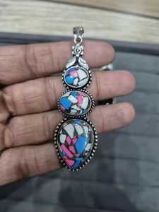 Colgante de diseñador hecho a mano con piedras preciosas de algodón cristalino, chapado en plata, joyería unisex cristiana - Product Image 1